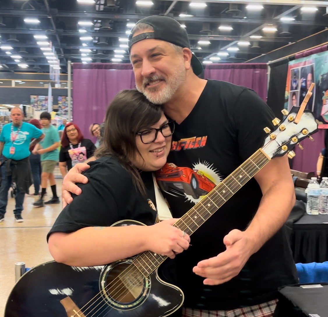 Joey Fatone. a true gem of a human. ❤️thank you for being so generous with your time and giving me this unforgettable memory. 🥹✨
#joeyfatone #nsync #byebyebye #nsyncreunion