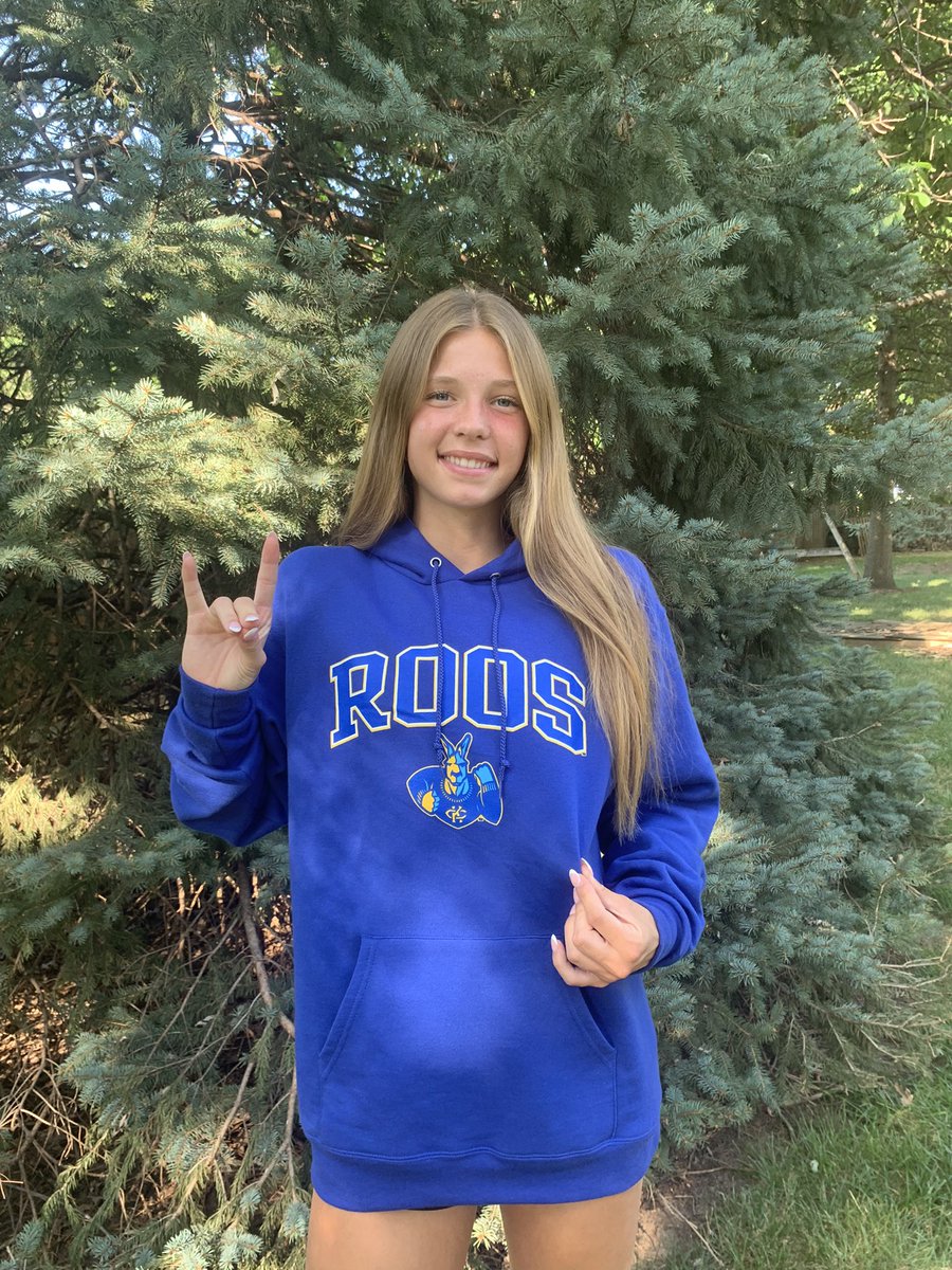 lydiasafly_'s tweet image. I am very excited and blessed to announce that I have verbally committed to play Division 1 college soccer at UMKC! Thank you to God, my family, coaches, friends, and teammates for helping me get to where I am today. I’m super excited for this oppurtunity!💙💛 #RooUp