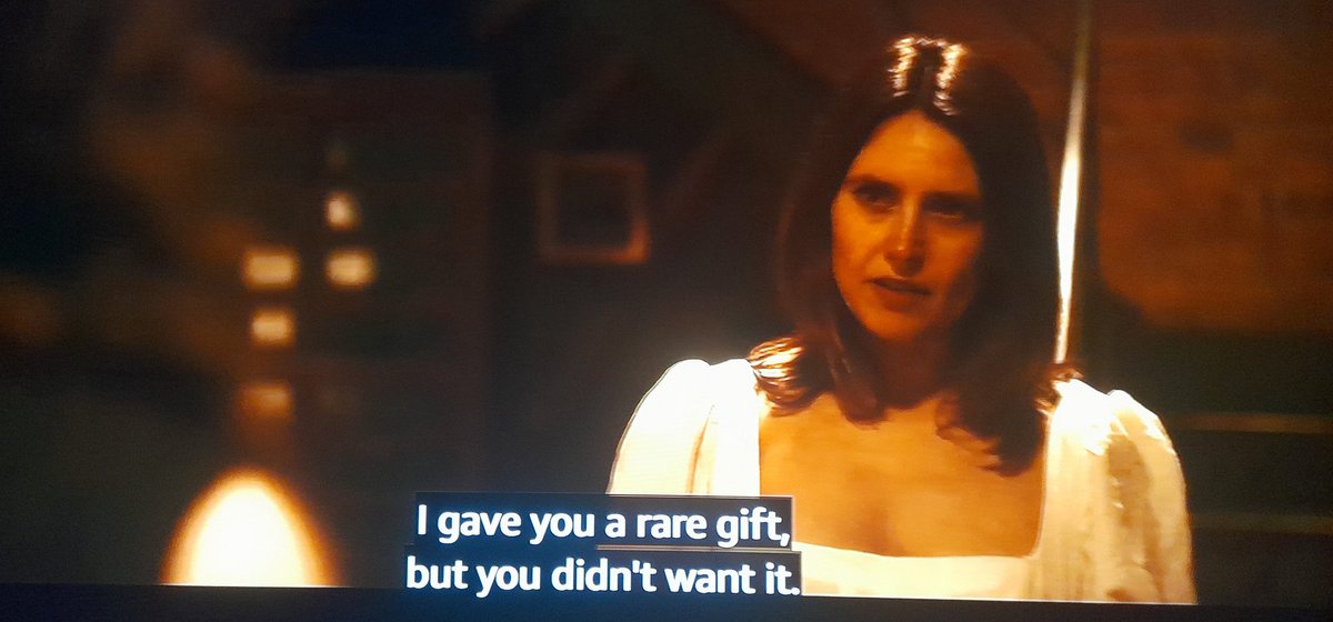 StaceyCalavera's tweet photo. Watching a disappointing sapphic Dorian Grey adaptation &amp;... WTAF? https://t.co/D2rKl4oFaS