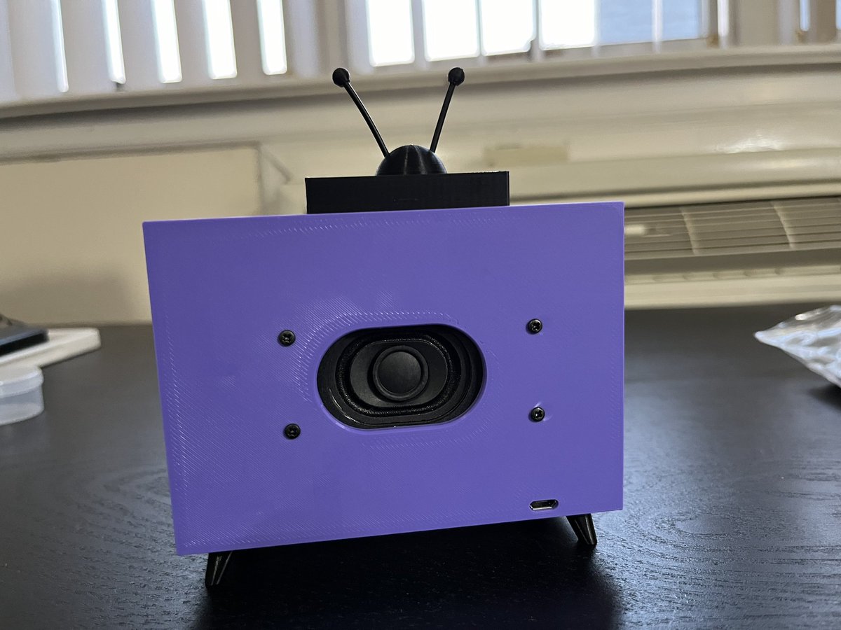 iFixRetro tweet media