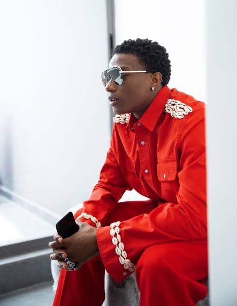 WizkidChartdata's tweet image. Work Me Out Visuals 🎥 - Shenseea &amp;amp; Wizkid’s  will be released this Wednesday 🇯🇲🇳🇬