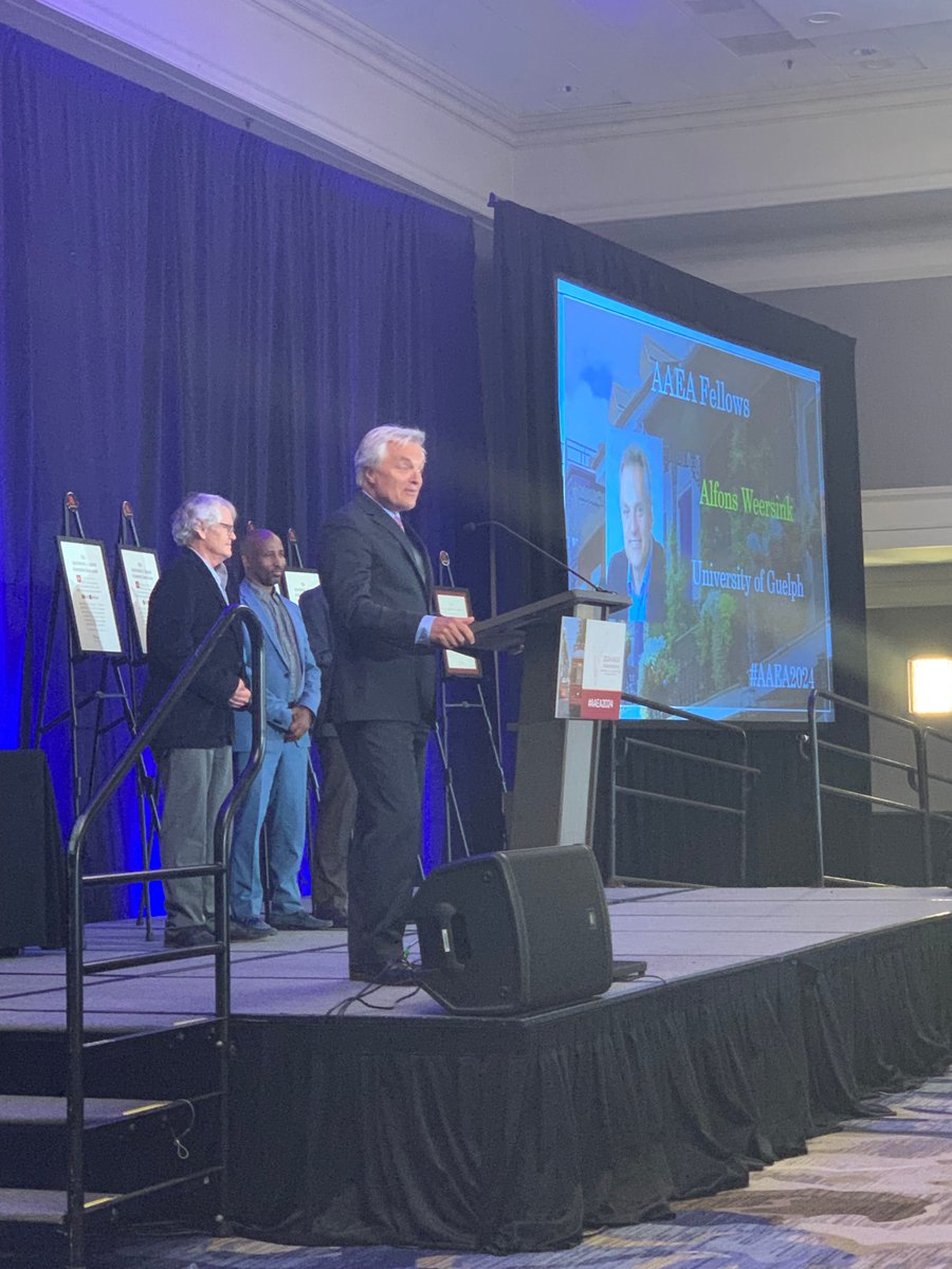 Alfons Weersink accepts the 2024 Fellows Award. #aaea2024