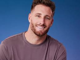 bachbitch1's tweet photo. Big Ls for all men named Sam this season…you suck 

 #thebachelorette #Bachelorette https://t.co/ZiqP38VLzG
