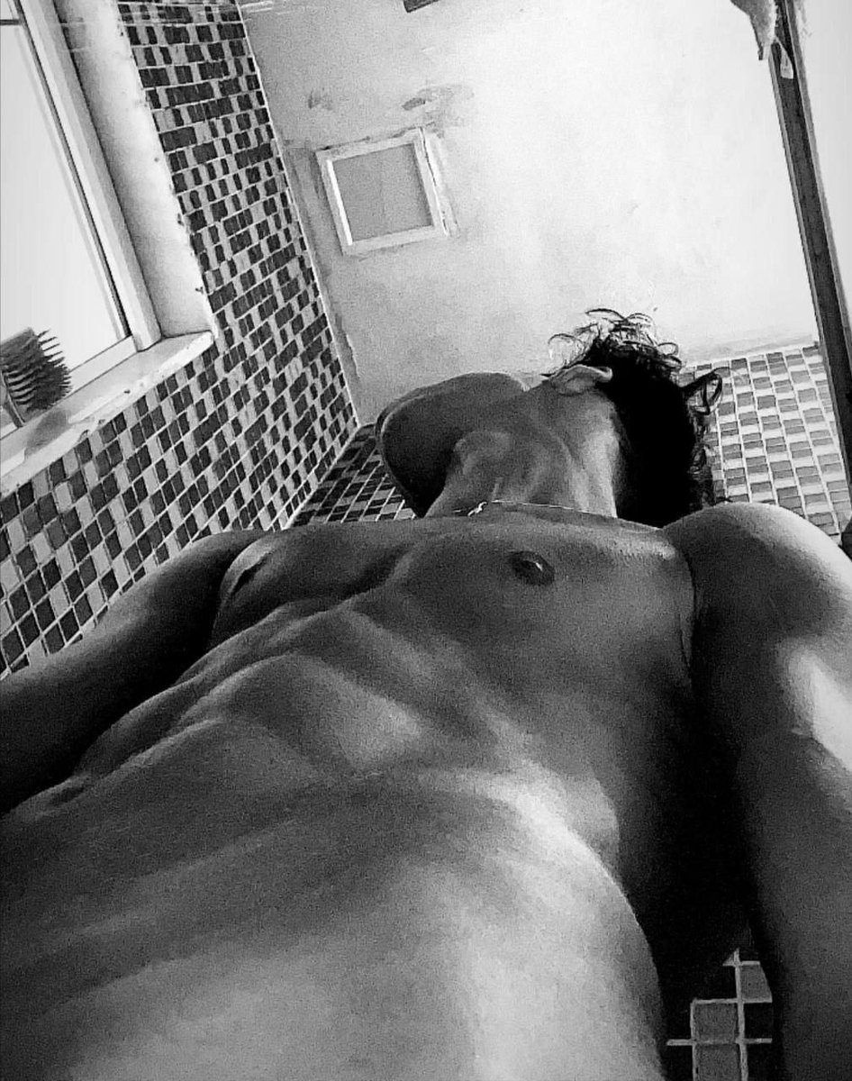 divulg4ys's tweet photo. O surfista é seu belo pau 🔥 https://t.co/XScASQ989U