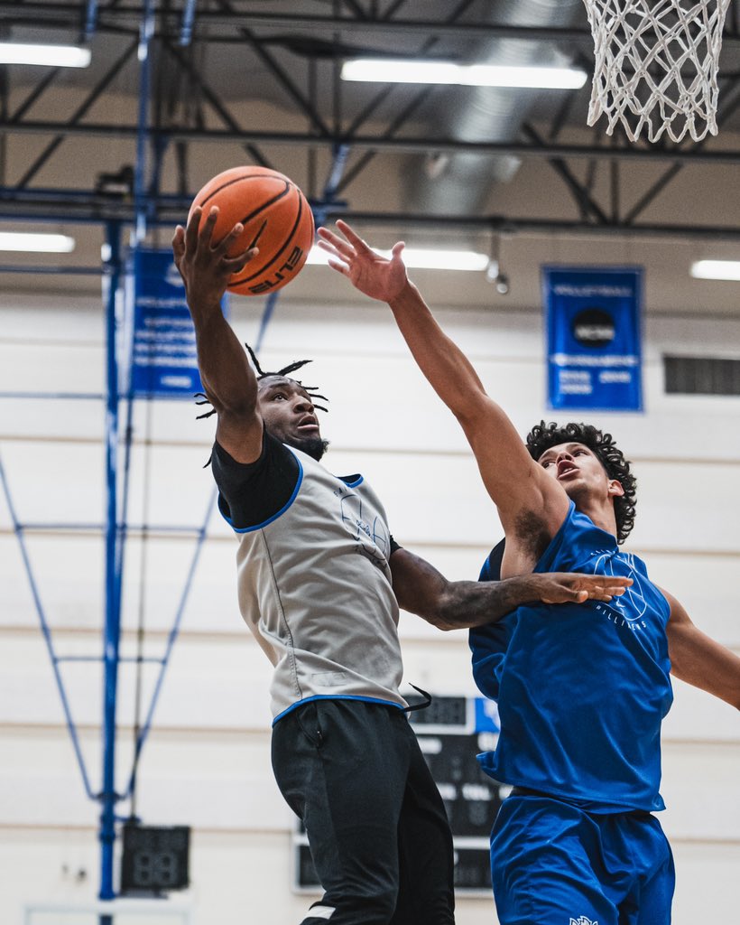 SaintLouisMBB's tweet photo. The work continues!

#SLUBillikens https://t.co/oMbhEJGA0J