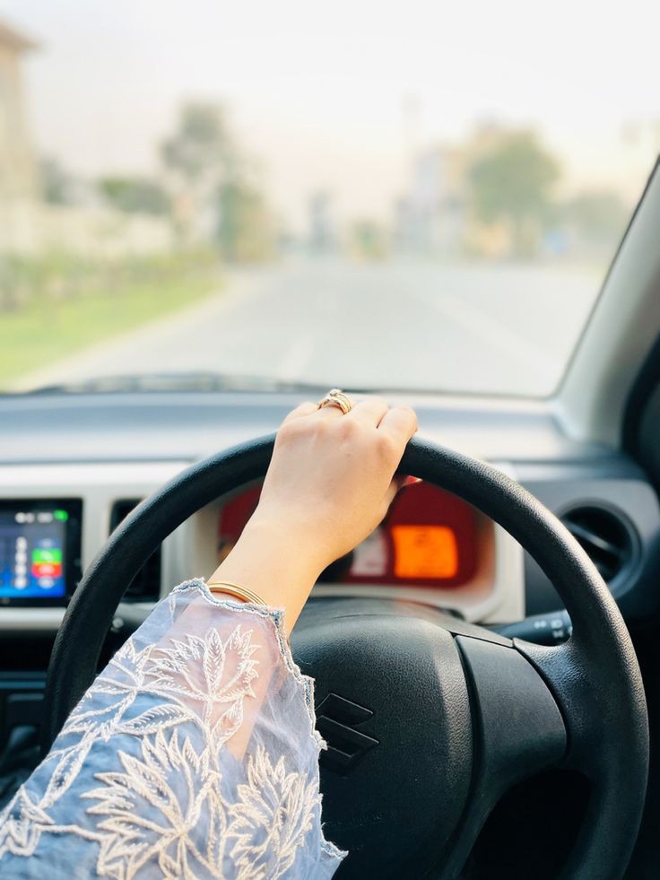 السَّلاَمُ عَلَيْكُمْ وَرَحْمَةُ اللهِ وَبَرَكَاتُهُ.🥰🫶

صبح بخیر!🌅💫

 دن کا پہلا کام: دوبارہ بستر پر جانے کی کوشش مت کرنا۔  اپنے بستر سے کہو: میں واپس آؤں گا🥹🤭😂

🔙💯🔄