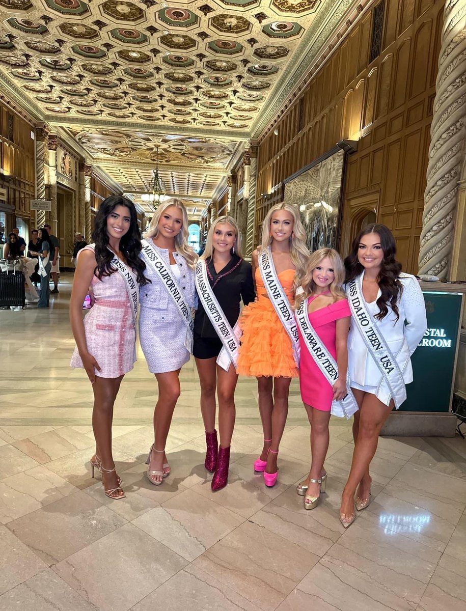 KaylasCourt's tweet photo. Day 1 of Miss Teen USA update. 
Saturday was filled with orientation, amazing sponsor items, rehearsal and the sash ceremony. 
Pink dress - orientation 
Black jacket - rehearsals
Purple dress - sash ceremony 
https://t.co/3ihkMS1gDk https://t.co/HnZWPENNX7