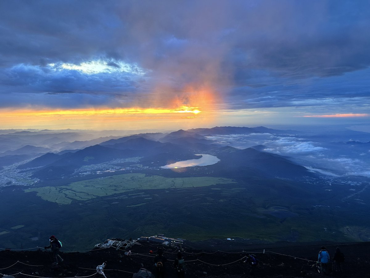 Na_Nasss tweet media