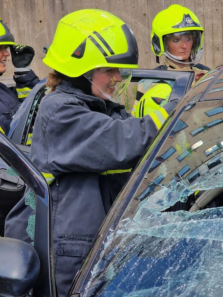 Yesterday <a href="/WYFRS/">West Yorkshire Fire and Rescue Service</a> held a <a href="/WFSUK1/">Women in the Fire Service UK</a> inspired Training &amp; Development day at Leeds Fire Station. Colleagues from numerous staff groups had the chance to have new experiences, learn and develop. Well done to CC Georgina Ralph for organising (and providing v cool biscuits)