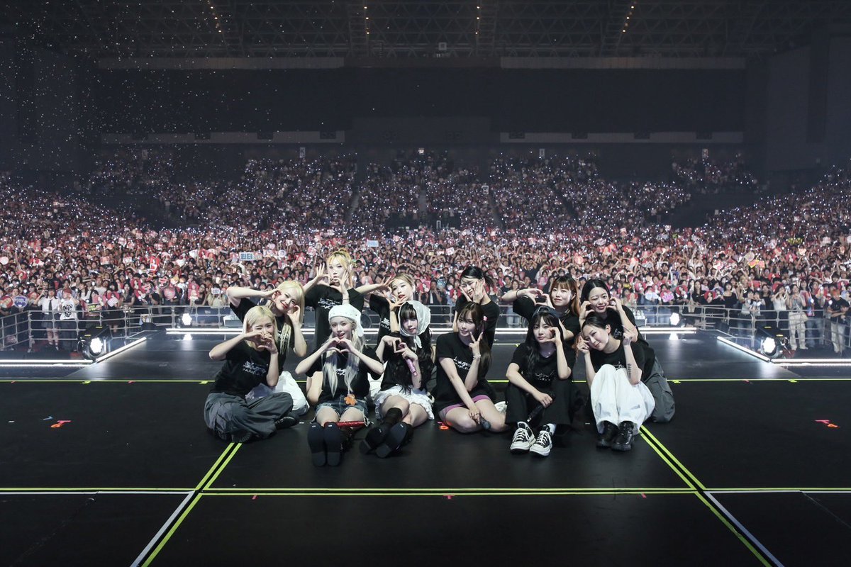 aespaJPofficial's tweet photo. いよいよ本日よりアリーナツアー最終地のマリンメッセ福岡B館公演がスタートします！
MY-Jのみなさん、盛り上がる準備はできていますか？😉
先に大盛り上がりを見せたマリンメッセ福岡A館の写真をお届けします📸

2024 aespa LIVE TOUR - SYNK : PARALLEL LINE - in JAPAN FUKUOKA💙
ばりすいと〜よ😘

#aespa #æspa #에스파
#SYNK_PARALLELLINE #aespaLIVETOUR2024 
#aespaLIVETOUR2024_SYNK_PARALLELLINE_in_JAPAN