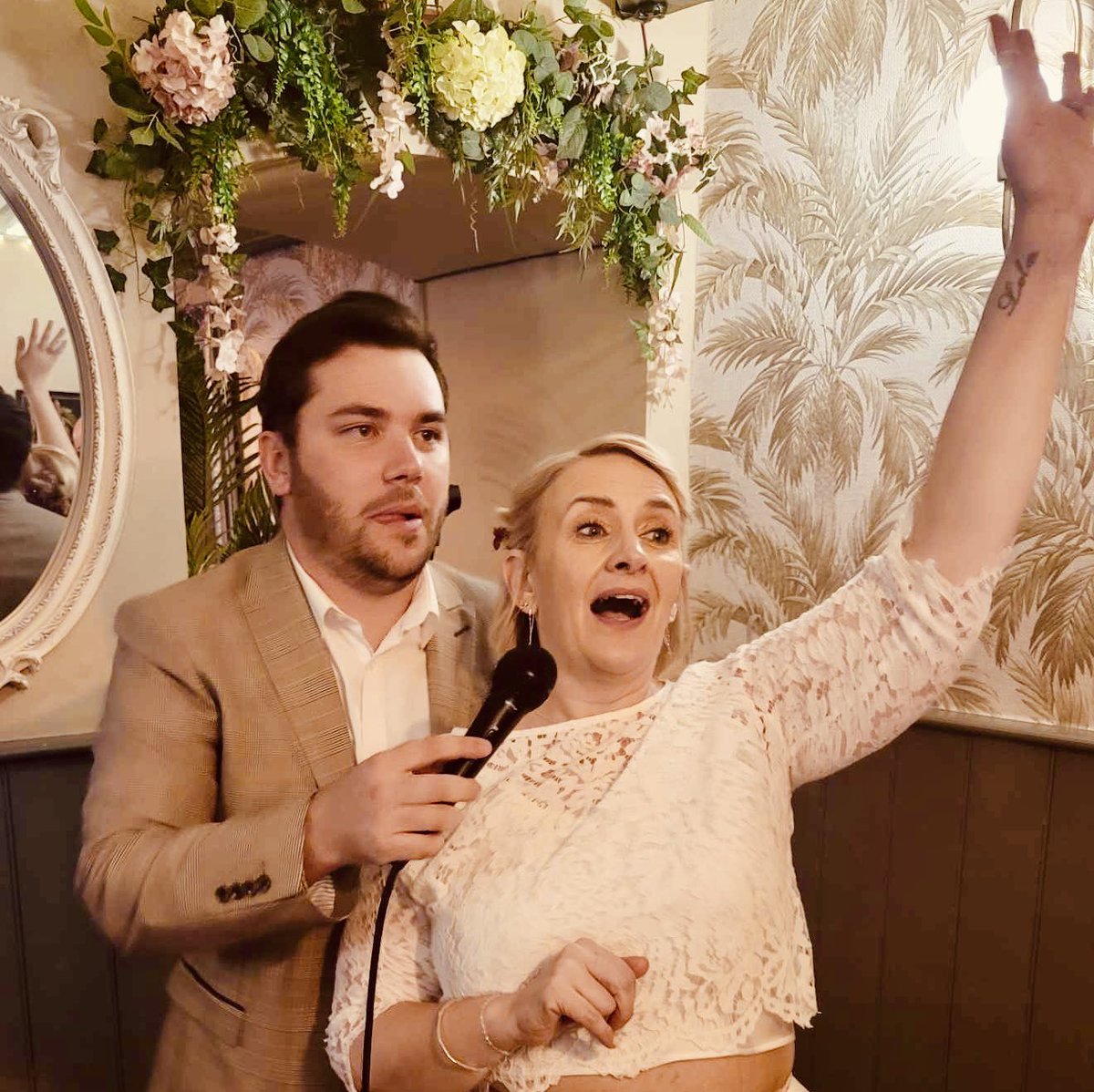 Clare Robinson tweet media