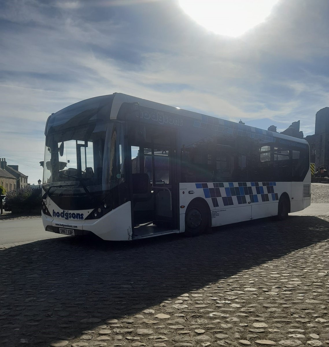 CoachesHodgsons's tweet photo. Staying closer to home's not bad either!
#TeamHodgsons #ConnectingLocalCommunities on #SummerDays #NYorks and #CoDurham #LocalBuses https://t.co/0mfC64Pi5v