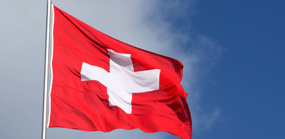 sporttotal_ch's tweet photo. Nun erheben sie wieder ihre Stimmen. Die Politiker und hohen Herren. #Schweiz #Suisse #Svizzera #Switzerland #Nationalfeiertag #PoloHofer
https://t.co/pWzf7fDk4d https://t.co/l704l8Xvnv