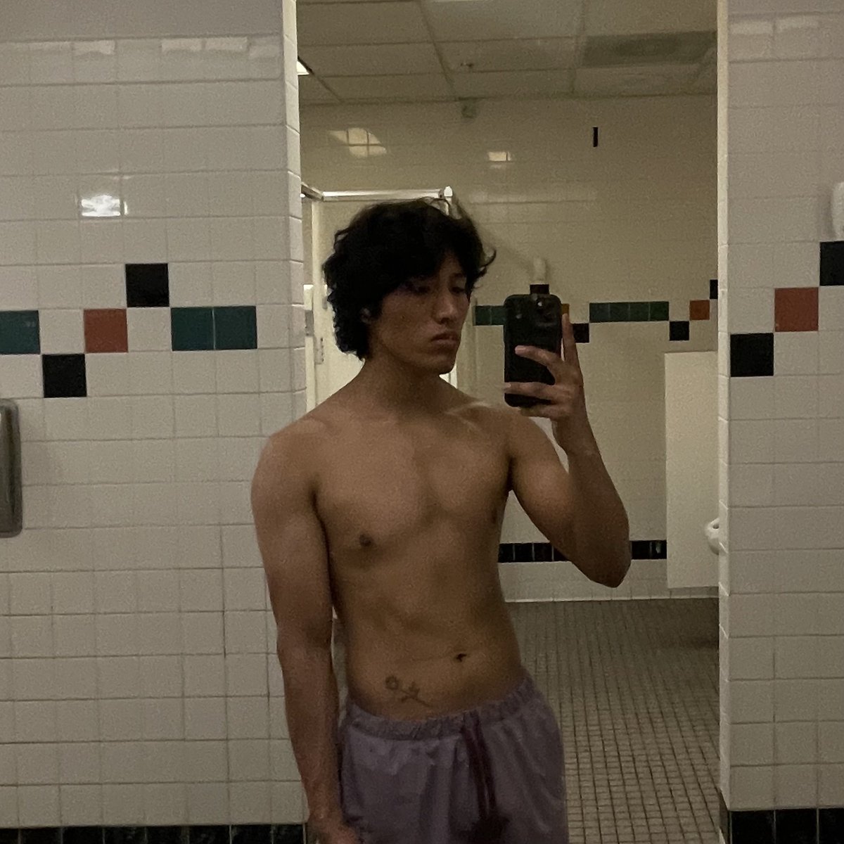 ysanchez9910's tweet photo. around 152 tbh😭 https://t.co/s3nXcxo797