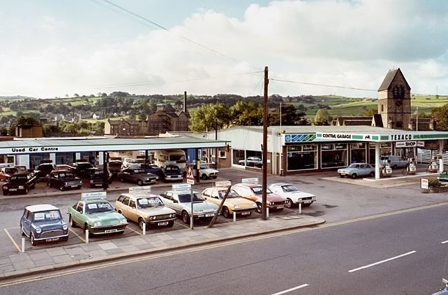 YesterdaysBrit1's tweet image. 'One previous owner, and he was a vicar...'

'A lovely car for the weekend...'

'It'll still be going in ten years from now...'

#motoring #nostalgia #British #Memories