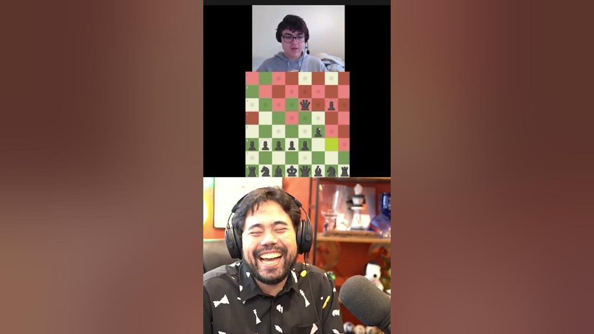 TheServerWars's tweet image. Video : #Average #ChessNoob 📹 - rite.link/Khkg 👈🏼  join #chess players and drinkers in our #Discord #videovcalls!