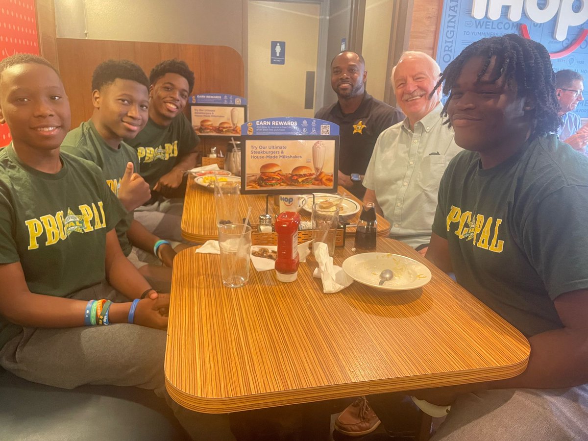 Pbcpal's tweet photo. Our PAL Cabana teens really enjoy when they get the chance to spend quality time with US Men’s Shed Association. This week our boys spent the morning with Men’s Shed member Rockie, as they received advice, discussed careers, &amp; enjoyed a delicious meal. Thank YOU  Rockie! https://t.co/W7bwWtc3Qj