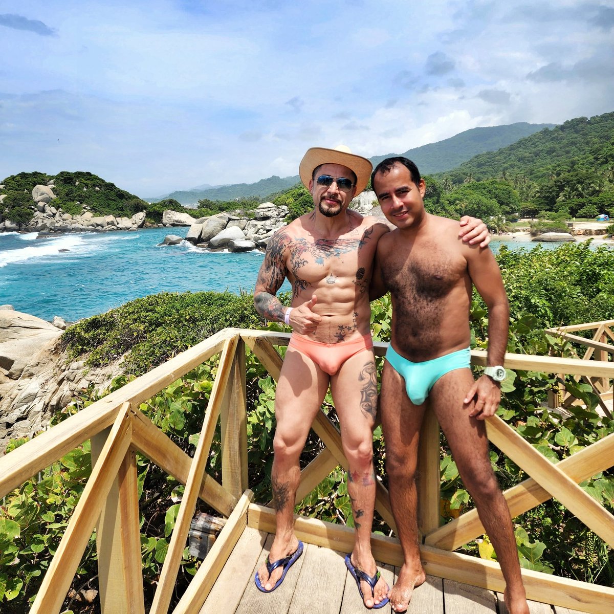 YanLozz89's tweet photo. Si hay fotos, Hay videos???
Tu que dices, @jnahunumana ???
Se viene Agosto y promete
@RegiolandiaMxOf 
Aprovecha y suscribete a mi
https://t.co/icHvgUIgzC
Dale like y RT https://t.co/ZfsPNkzPSZ