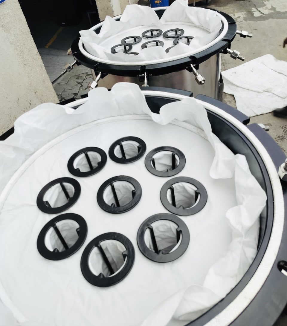 Synovatic's tweet image. Halar Coated Bag Filter 
#Bagfilter #Sparklerfilter #candlefilter #Cartridgefilter #pressurenutschefilter #PNF #Synovaticindia #PFA #Halar #ETFE #coating #mettalic #nonmettalic #pvdf #cphibarcelona #cphikorea #processmachinery #pharmaconex2024 #machinery #synovaticindia