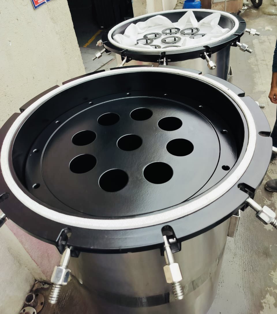 Synovatic's tweet image. Halar Coated Bag Filter 
#Bagfilter #Sparklerfilter #candlefilter #Cartridgefilter #pressurenutschefilter #PNF #Synovaticindia #PFA #Halar #ETFE #coating #mettalic #nonmettalic #pvdf #cphibarcelona #cphikorea #processmachinery #pharmaconex2024 #machinery #synovaticindia