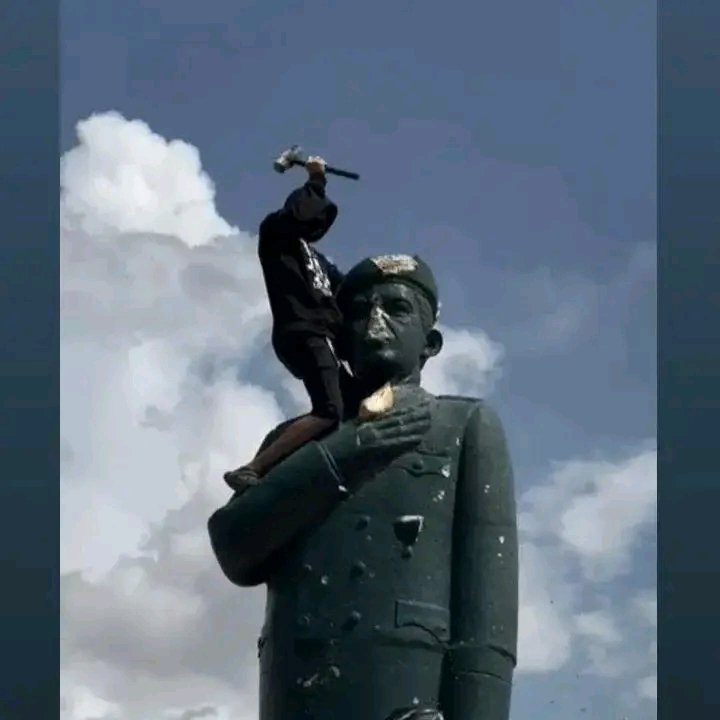 El único logró del madurismo: enterrar lo que quedaba del chavismo.