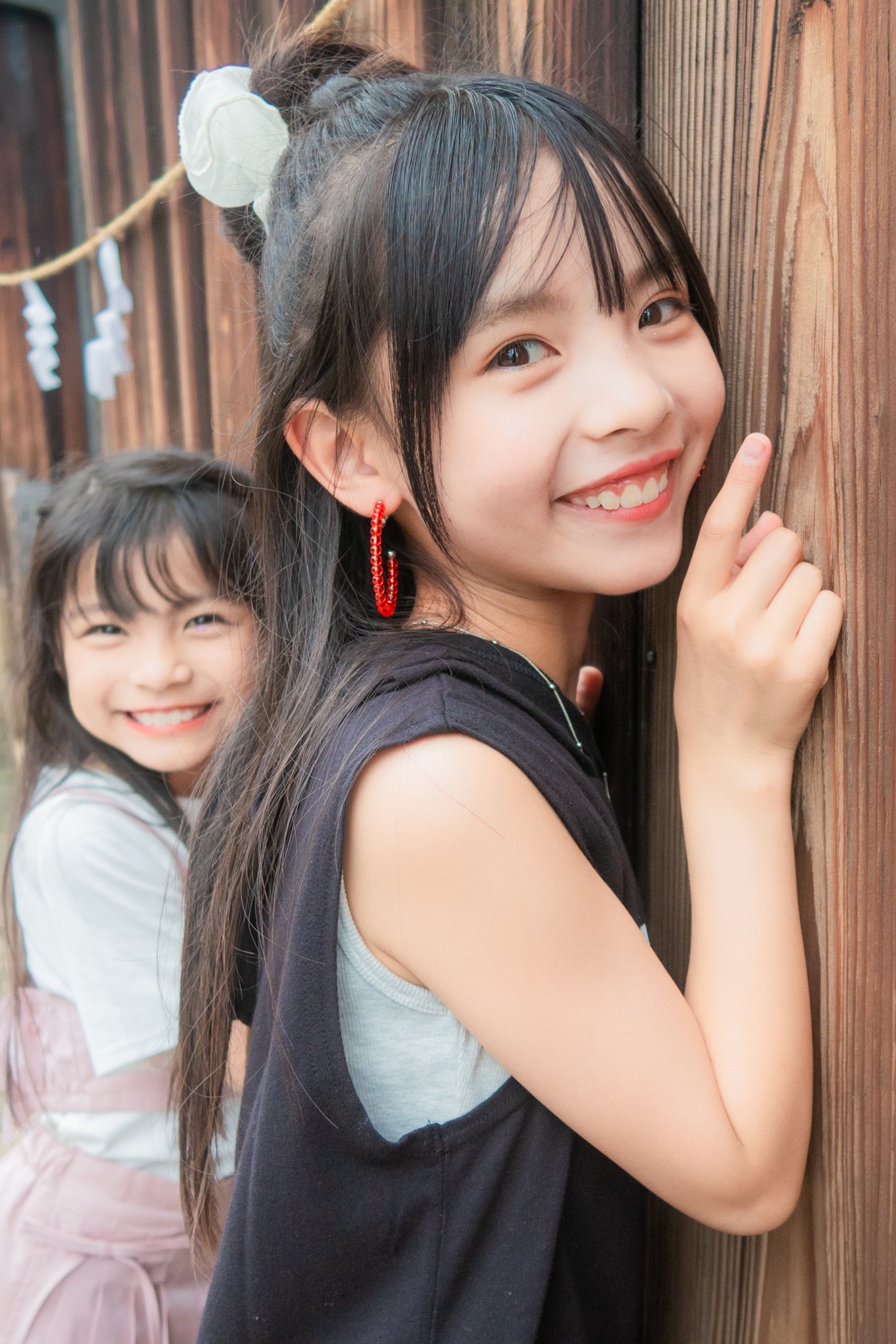マイカ・モンロー直筆サイン入り超大型写真…とらわれて夏 Amazon.co.jp: マイカ モンロー直筆サイン入り超大型写真
