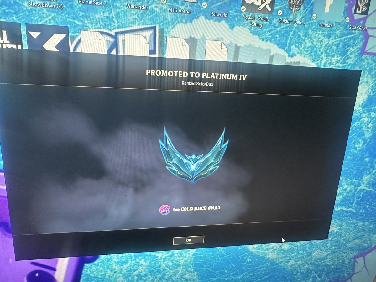 IceColdJuice__'s tweet photo. I might cry, road to plat is now finished so many hours of games vod reviews and educational content. I finally reached plat  feels good but jobs not finished. https://t.co/Et6QzpwEvd
