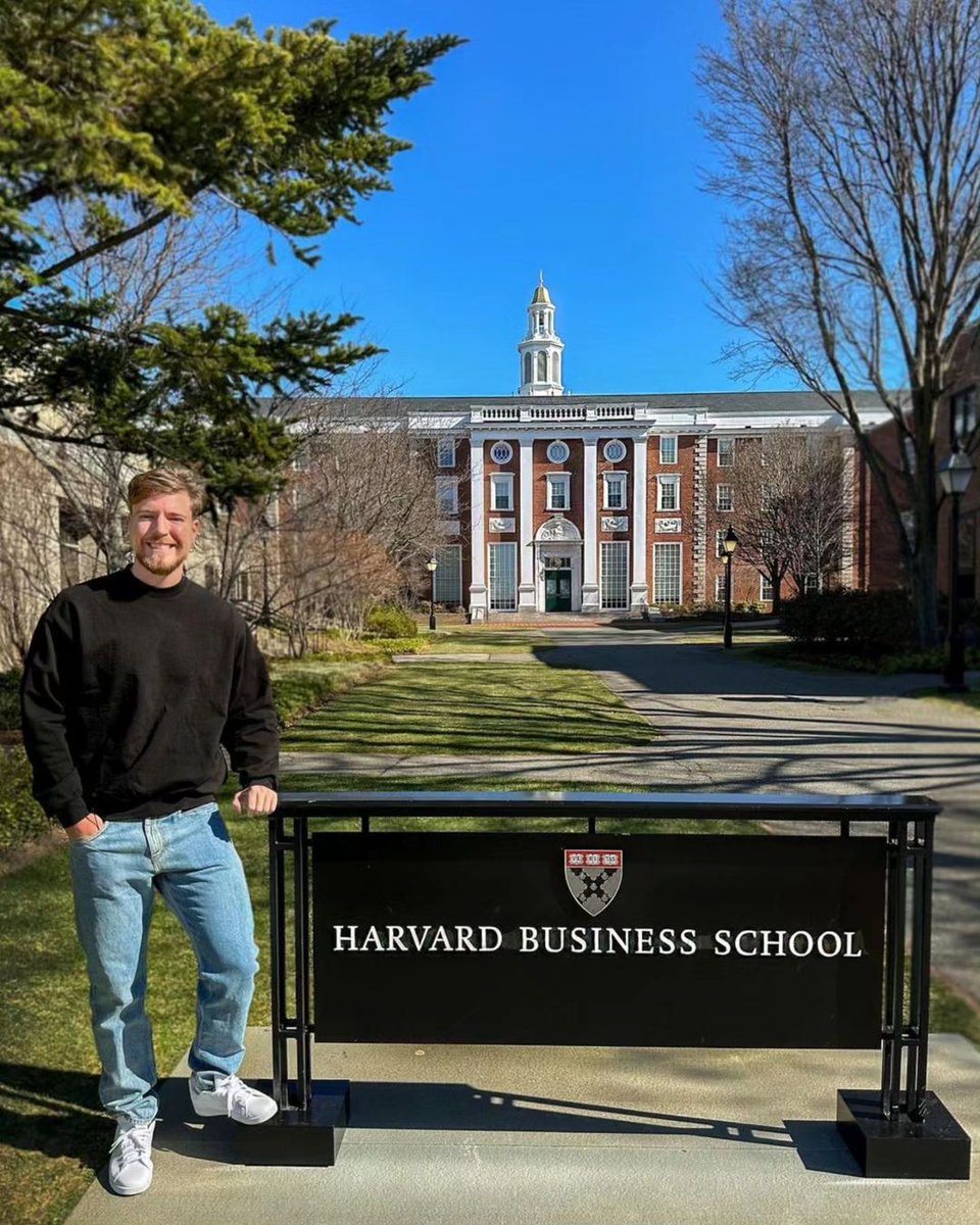 ginacostag_'s tweet image. Harvard University is offering free online courses.

Here are 10 FREE courses you don&apos;t want to miss in 2024: