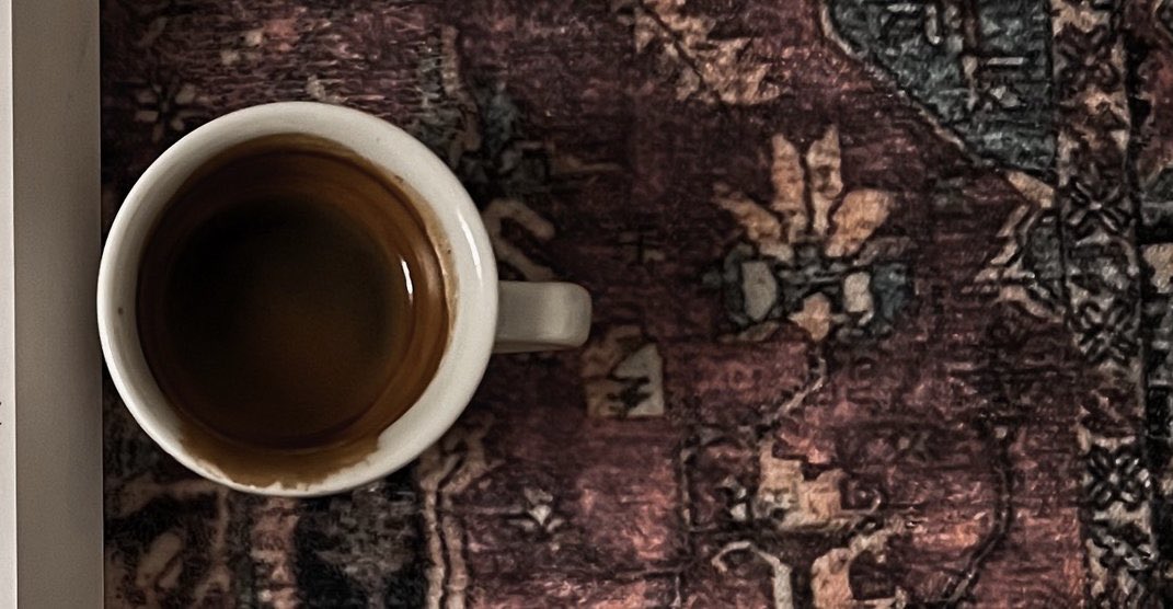 i_Ai04's tweet photo. ثمة وَهج خَفّي 
في كل إنسان، 
لا يظهر 
إلا مع 
أشخاص مُعينة . https://t.co/MBewmGjNYK