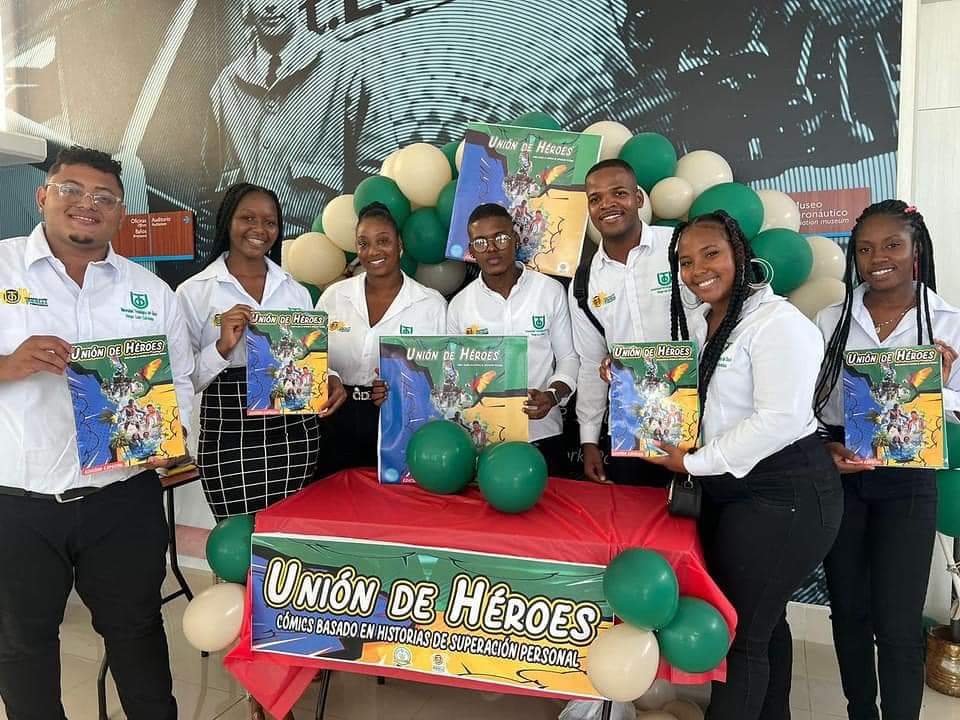 ✨#UniónDeHéroes | Felicitaciones  a los Estudiantes de
<a href="/CSocialUTCH/">Comunicación Social y Periodismo UTCH</a> ganadores del primer lugar en la  premiación de ideas de negocio con el proyecto “Cómic: Unión de Héroes”,  que destaca las acciones de los héroes del territorio mediante relatos de  historias y narrativas.