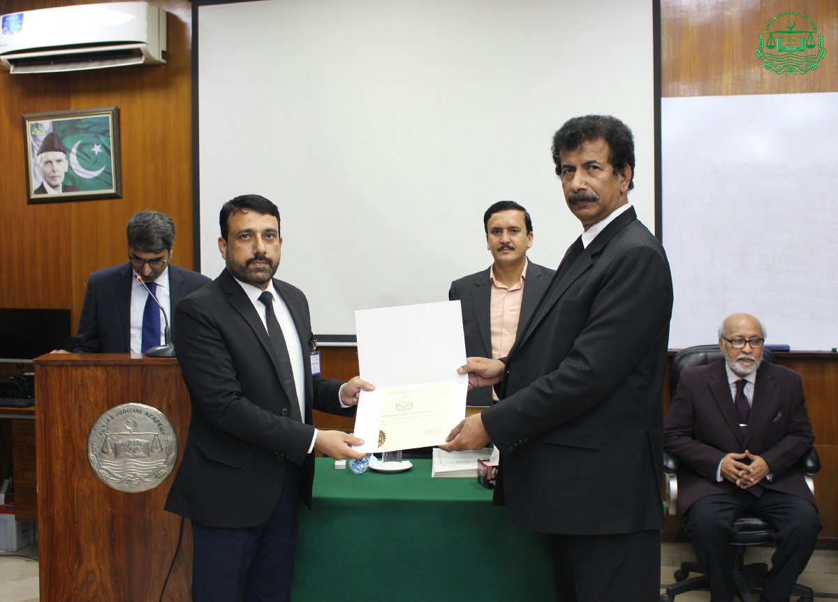 pja_lahore's tweet photo. Concluding Ceremony of Four Days Specialized GBV Related Training Program 2023-24 for Additional District &amp; Sessions Judges (Batch-16).
Dated: 25-07-2024 https://t.co/PYlIERlWwo