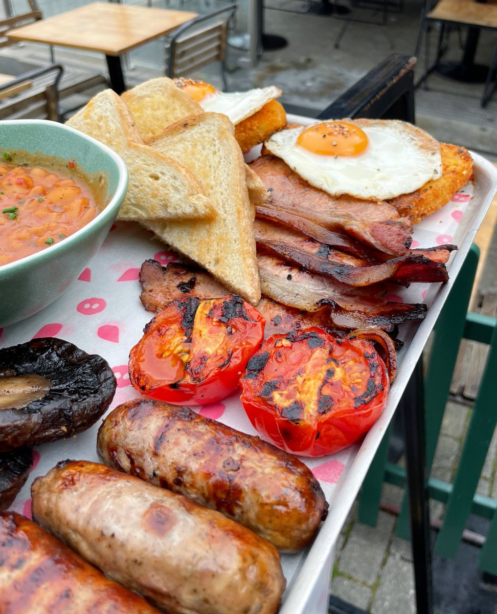 Looking for the ultimate Brunch sharer? Our Breakfast Pig Board has you covered! 🥓

Head over to our website or give us a call, to book a table this weekend to enjoy this Porky platter in the summer sun! ☀️

thejollyhog.com/find-us/jolly-…