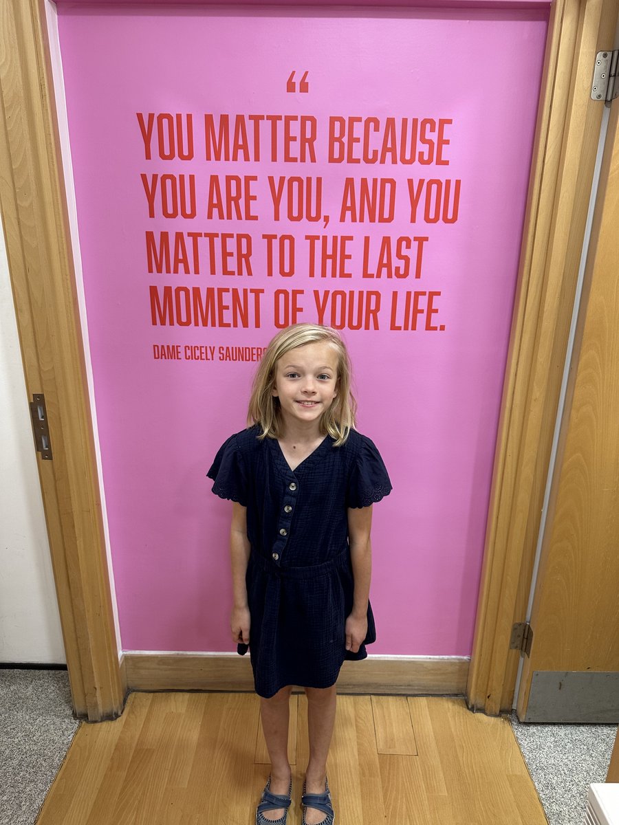 Like any #hpm doc worth his salt, had to visit <a href="/StChrisHospice/">St Christopher's</a> while in 🇬🇧. Grateful to these #hapc foundations in #pallonc #supponc <a href="/PallOncCoP/">ASCO PallOnc Community of Practice</a> <a href="/GretchenMcnally/">Gretchen A. McNally PhD MPH 🤩(she/her)</a> <a href="/FionnualaCrowle/">Fionnuala Crowley</a> <a href="/vyasabhinav2/">Abhinav Vyas, MD</a> <a href="/CThompson_MD/">Chadane Thompson, MD</a> <a href="/aarsh_a_desai/">Aarsh Desai</a> <a href="/anhbl9/">Anh Lam (she/her)</a> <a href="/RyanNipp/">Ryan Nipp, MD, MPH, MBA, FASCO</a> <a href="/harryhan08/">Harry Han</a> @ElizabethPrsic <a href="/Rea_Booker/">Reanne Booker</a>