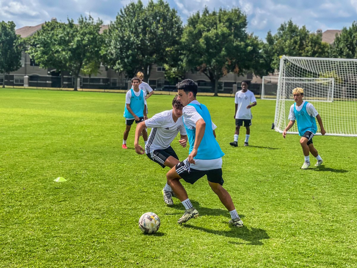 Tom Blencoe (@blencs23) on Twitter photo Today was a GOOD day πβ½οΈ
βπ» day of 24/24 Pre Season β
#ThisMeansMore #BraveBoldOne
<a href="/StingSoccerClub/">Sting Soccer Club</a> Today was a GOOD day πβ½οΈ
βπ» day of 24/24 Pre Season β
#ThisMeansMore #BraveBoldOne
<a href="/StingSoccerClub/">Sting Soccer Club</a>