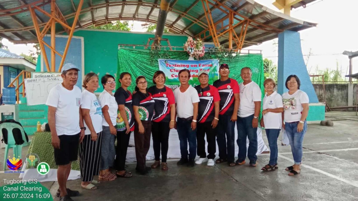 ATIEVisayas's tweet image. Continue sharing  your knowledge and skills trainers!
Batch 4 TOT on Farm Clustering  and Consolidation graduates from Kananga, Leyte conducted a Training on Farm Clustering and Consolidation farmer-level on July 24 to 26, 2024.
Padayon! 
#ATILEADS
#ishareknowledge
#ATIiNspire