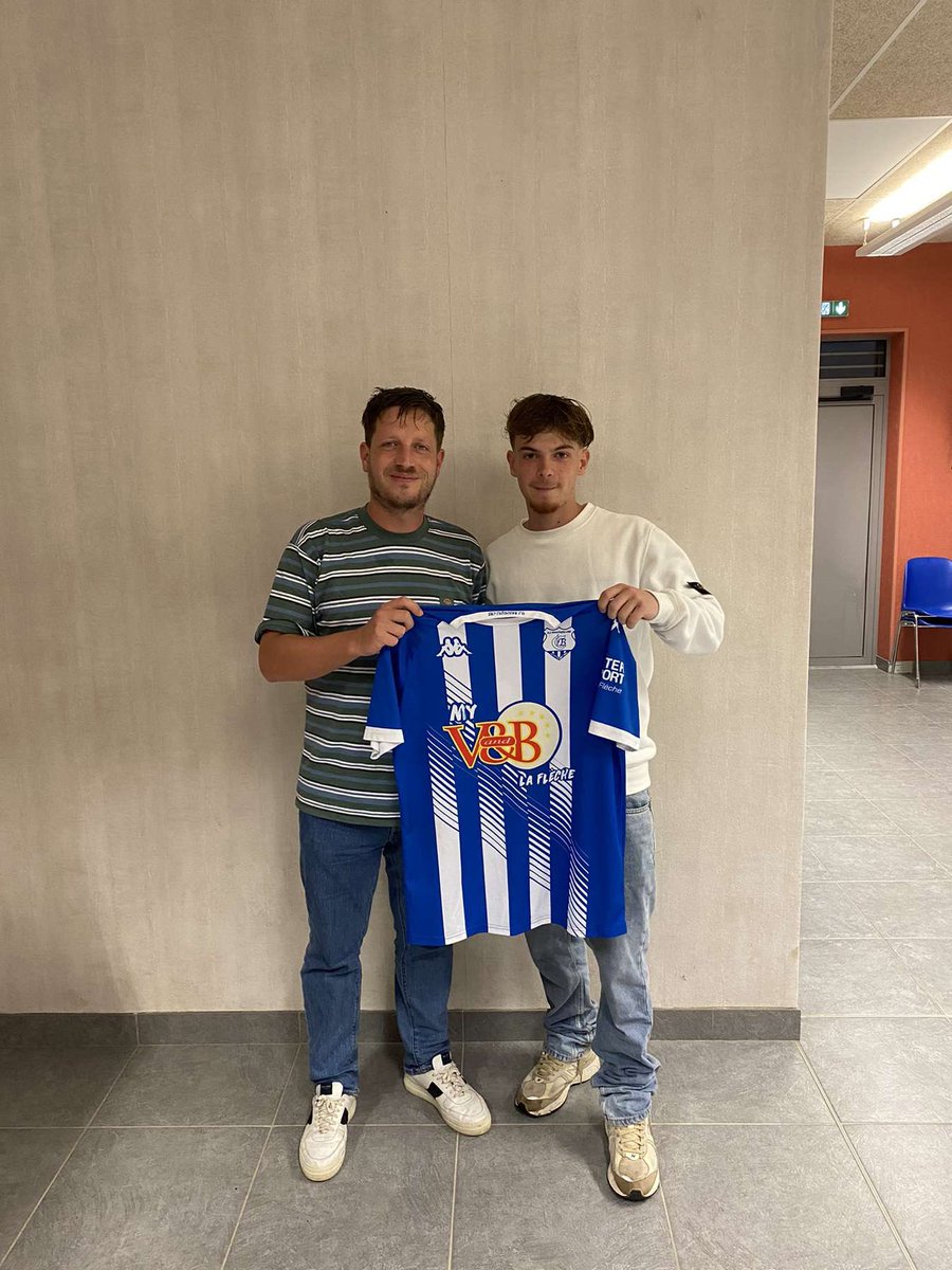 UsBazouges's tweet image. 🔝 MERCATO 🔝

Nolan Bœuf est un joueur sénior !

Au club depuis son plus jeune âge pour finir sur une très belle saison avec les U18 de l’entente, Nolan va découvrir le monde senior dès cette année.

Nous lui souhaitons une très belle saison parmi nous !

Bienvenue Nolan 🤍💙