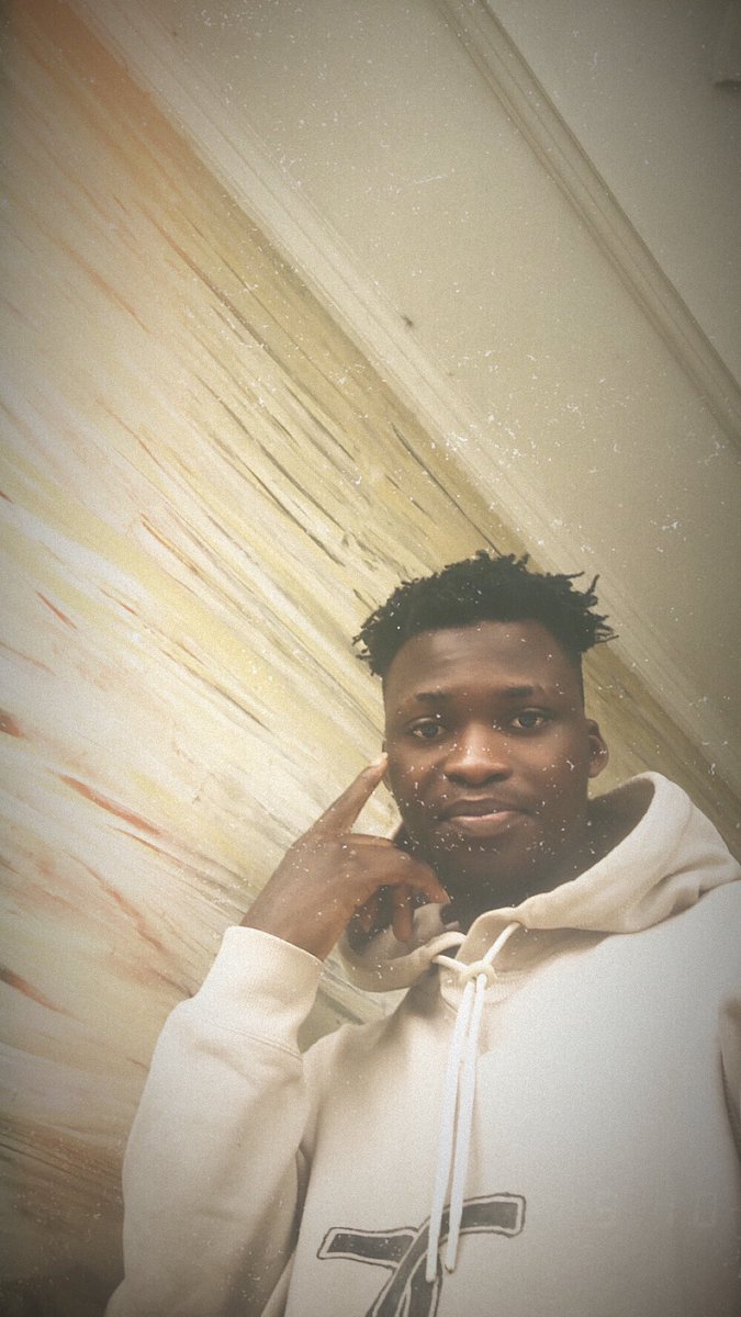 2_adedayo's tweet photo. Bala Blue 😭😩👋 https://t.co/igPz3A9D0C