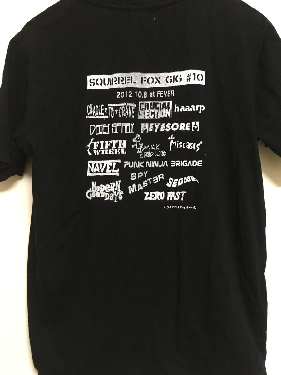 Top_40_Age's tweet photo. #565 SQUIRREL FOX GIG #10
#マーチャンダイズ記録シリーズ #SquirrelFox #CradleToGrave #CrucialSection #haaarp #DaieiSpray #EYESORE #FIFTHWHEEL #MILKCOW #TheMiscasts #NAVEL #PunkNinjaBrigade #ModernGooddays #SpyMaster #SEGWEI #ZeroFast #SoontheBand https://t.co/0J4vBOTKxv