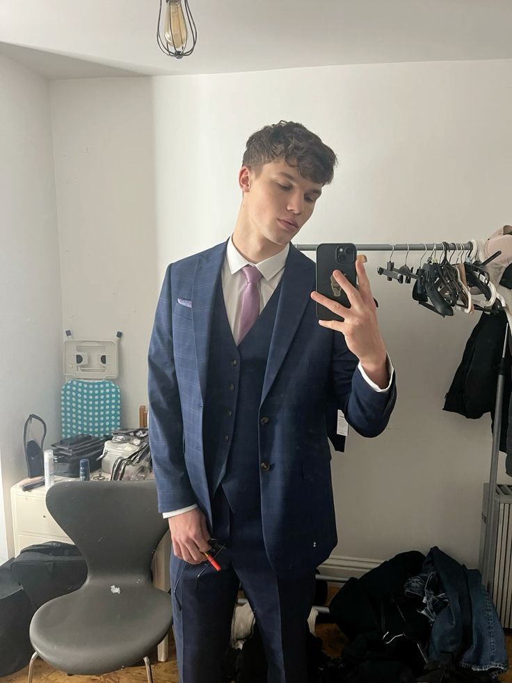 LadsInSuits (@ladsinsuits) on Twitter photo 
