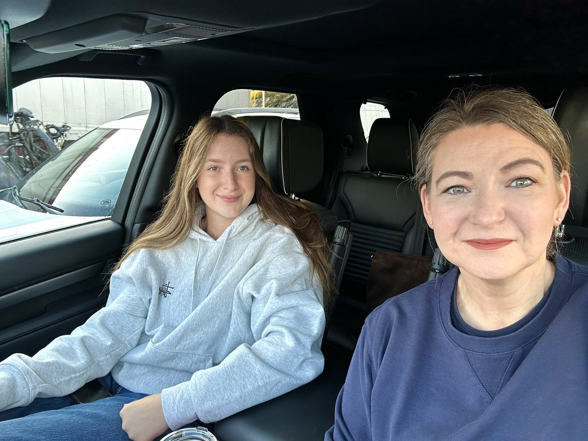 IslayEmma's tweet image. My girl @islaycountrygal and I headed off Islay on @CalMacFerries for a few days for her to attend the amazing @future_vets_SCO an amazing opportunity working towards her dream

So grateful for @graemeislay making this possible 

#FutureVet #Rurallife