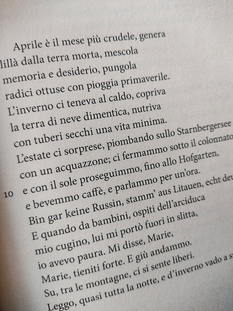 LibriOltreConfine (@librioltre) on Twitter photo #TheWasteLand di #TSEliot ha compiuto 100 anni nel 2022, ma la sua bellezza è ancora "inesaurita e inesauribile" dice <a href="/carmengallo_/">carmen gallo</a> , traduttrice di una recente edizione del <a href="/ilSaggiatoreEd/">ilSaggiatore</a> Il PODCAST qui tr.ee/B1DVrYmcnq e su tutte le piattaforme audio. <a href="/eliotfoundation/">T. S. Eliot Foundation</a> #TheWasteLand di #TSEliot ha compiuto 100 anni nel 2022, ma la sua bellezza è ancora "inesaurita e inesauribile" dice <a href="/carmengallo_/">carmen gallo</a> , traduttrice di una recente edizione del <a href="/ilSaggiatoreEd/">ilSaggiatore</a> Il PODCAST qui tr.ee/B1DVrYmcnq e su tutte le piattaforme audio. <a href="/eliotfoundation/">T. S. Eliot Foundation</a>