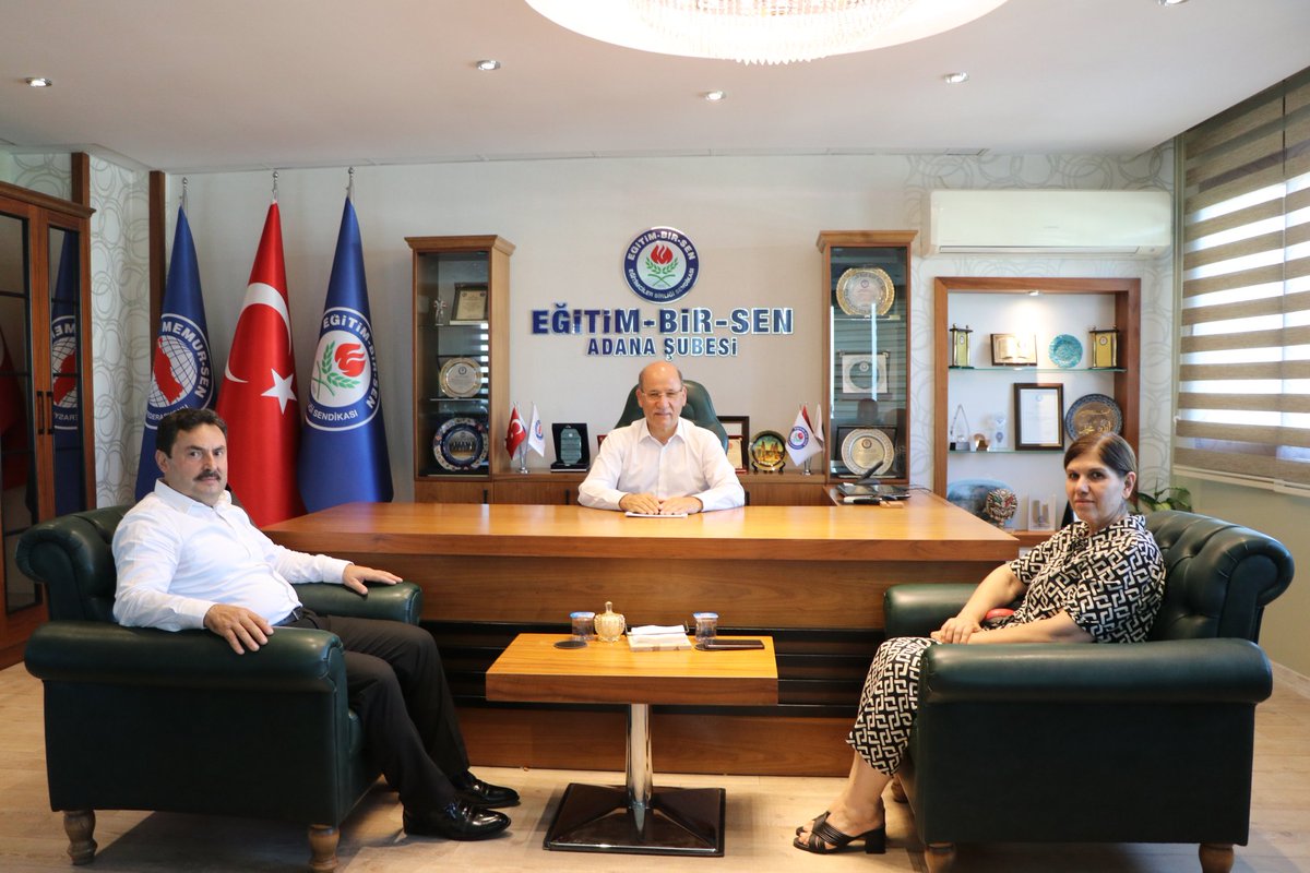 mehmetsezer01's tweet photo. Dün sendika binamızda kıymetli isimleri ağırladık.

Adana Çevre, Şehircilik ve İklim Değişikliği (@adanacsb) İl Müdürümüz Hasan Alan ve Bayındır Memur-Sen Adana (@BmsAdana) Şube Başkanımız Türkan Mutlu ziyaretimize geldi.

@EbsAdana01 Yönetim Kurulumuzun da hazır bulunduğu görüşmede gündeme dair istişarelerde bulunduk.

Sayın Müdürümüze ve Sayın Başkanımıza ziyaretleri nedeniyle teşekkür ediyoruz.