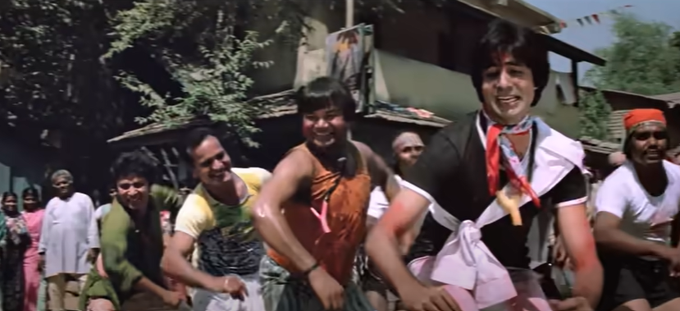 rajib14's tweet photo. @manishm1942 @SrBachchan @juniorbachchan @Partho701 @aspalod @PravsAhuja19 @ManishK89979565 @EfvijayKumar @efrakesh_1 @GangulySunetra @imkiransingh_1 @raj20k @joy_nair @xhobdo @ShubhadipMajum9 @AmanKum27059195 @EfRakesh @DrAnilLoveAB @MaheshBSolanki4 @PritiSingh_19 @srishtisingh_7 @RamaNan56576333 @IsakMullani @ANURADHARAHEJA @Vibhor4tweet @AggarwalShardha #42YearsOfKhuddaar #KHUDDAR  #SuperHIT #Megastar #AmitabhBachchan #BIGB #BhararatRatnaForAmitabhBachchan
#RajeshRoshan #RaviTandon #KadarKhan @TandonRaveena 
@vittalbalaji @p1j @DilipThakur2007 @CinemaRareIN @Bollyhungama @shiv_shetty1 @longliveyakuza @aspalod @DrAnilLoveAB https://t.co/KtlWbLnYwL