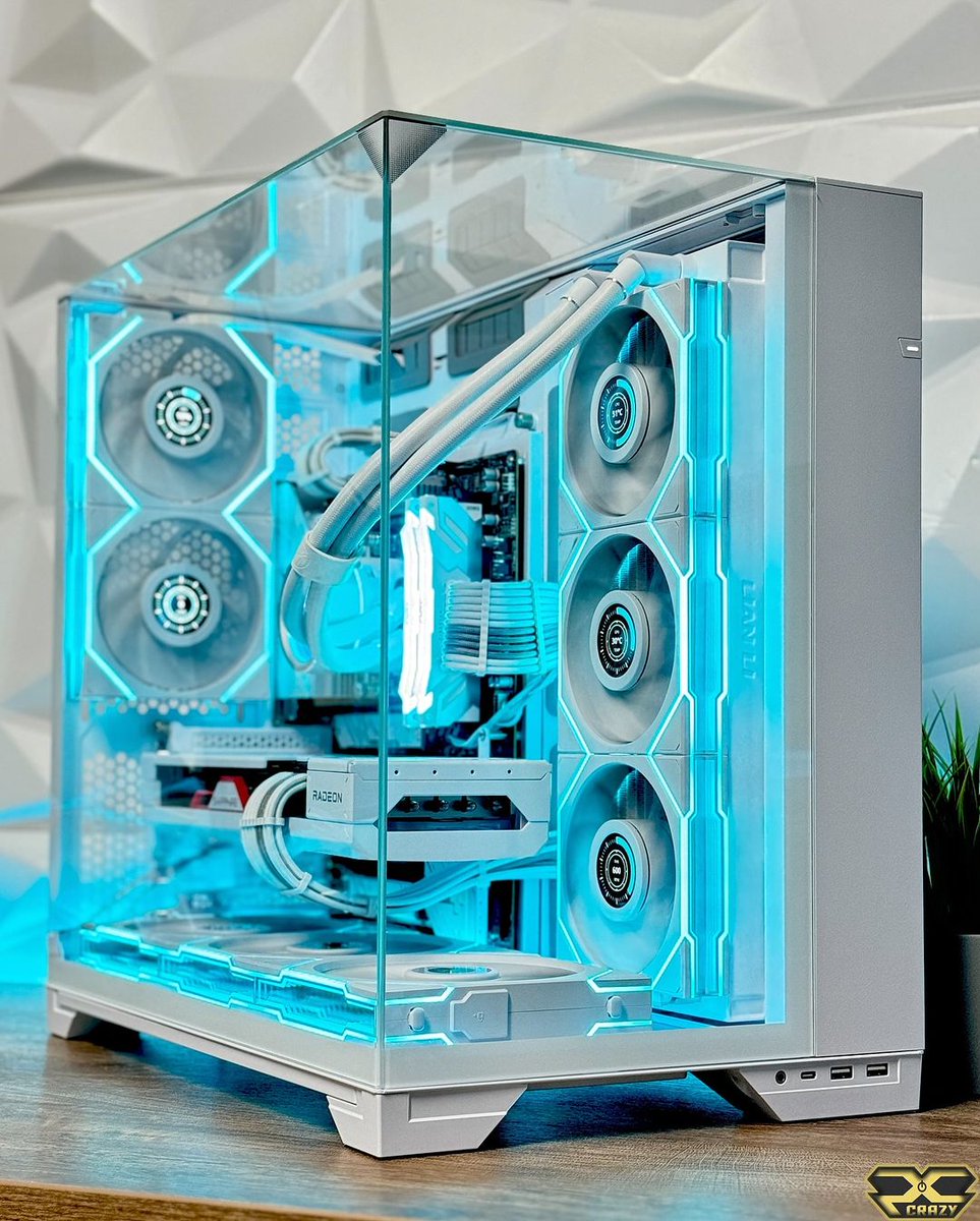 GlobalLianli's tweet photo. Aqua so appealing 🌊 Clean build from
📸 cr. @pccrazy21
#LIANLI #o11vision #gamingrig #pcbuild #underthesea #aquaman https://t.co/WtKttvosiE