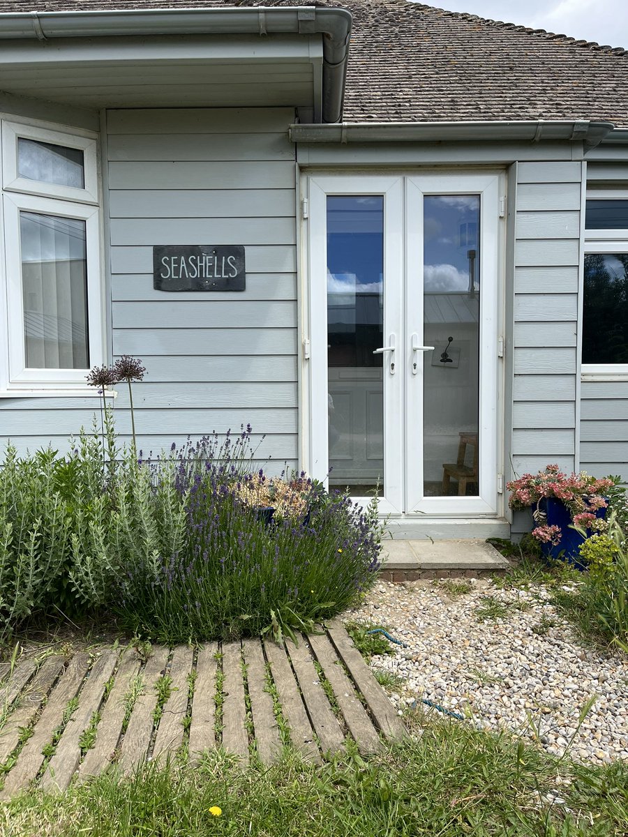 Pebbles Beach House, Rye & Seashells, Camber tweet media