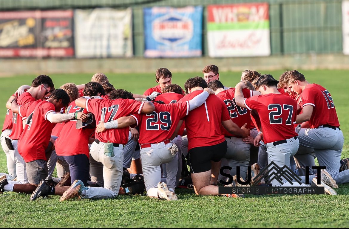 JeremyDelbrass's tweet photo. Extremely grateful for my time with @RegulatorsScbl up at the @SCBLbaseball in Charlotte, North Carolina!! Not only did we take home the trophy 🏆 but got to experience playing the field beside great teammates and even better people!! #regsontop #Spinsoft  @TheJPoteat @Jordany242 https://t.co/aLYLUfpo5l
