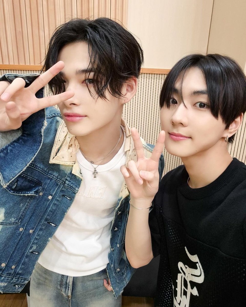 [INSTAGRAM] 240730

@.kbsgayo Instagram Update with Heeseung, Sunghoon, Jungwon, and Ni-ki!

<a href="/ENHYPEN_members/">ENHYPEN</a> <a href="/ENHYPEN/">ENHYPEN OFFICIAL</a> #ENHYPEN #엔하이픈