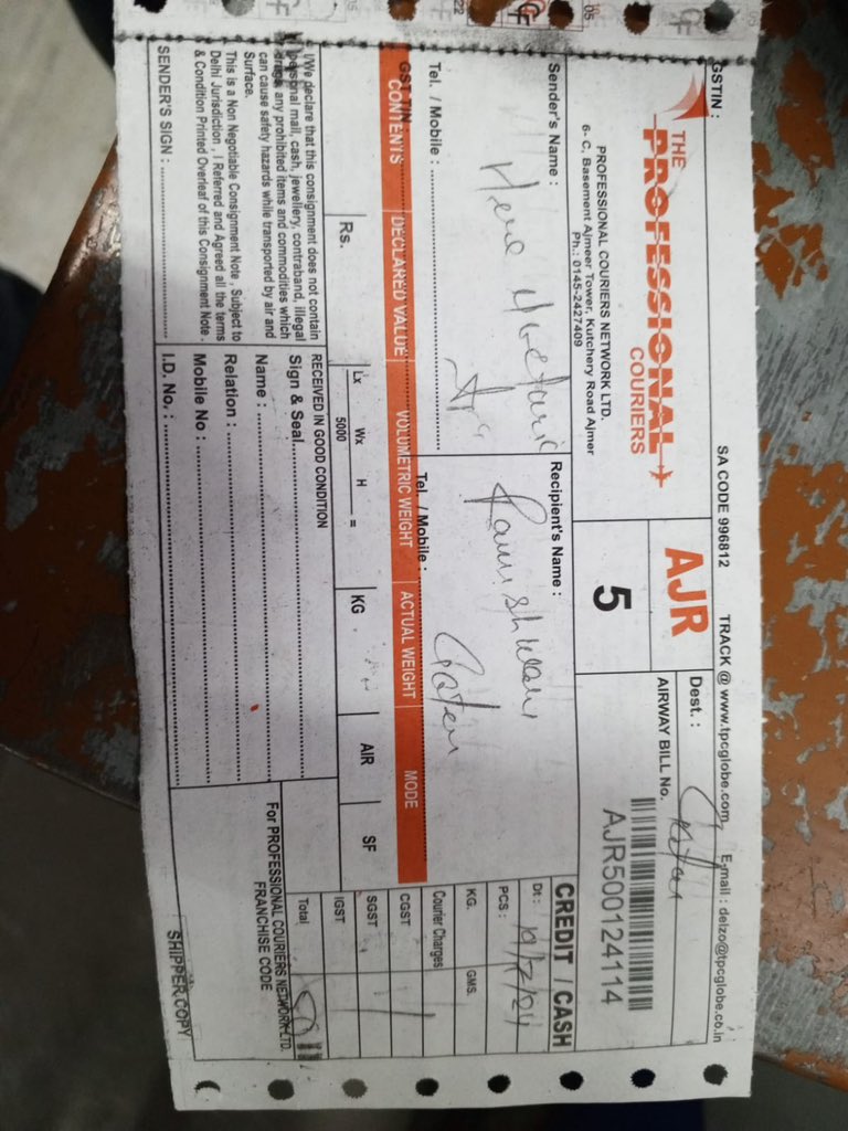 satmahendra's tweet photo. @TPCGlobeCares A parcel shipped with your company but still not delivered at destination after 11 days and person available at jodhpur talking rudely and saying that he is not liable for delivery and he also said that he will sent parcel back to source https://t.co/CHAzzikKnk