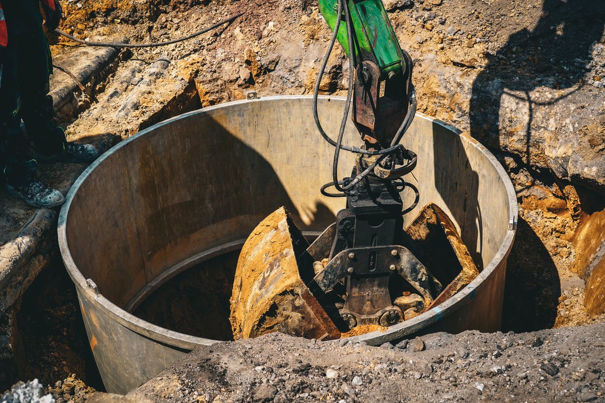 ++ 12.40 Uhr +++
#Blindgänger Verdacht: Zum Mittag war Gewissheit erwartet. Deshalb zur Mittagszeit das Update: Diese Gewissheit gibt es noch immer nicht. Die Arbeiten ziehen sich.

➡️ bit.ly/4c3yU3a