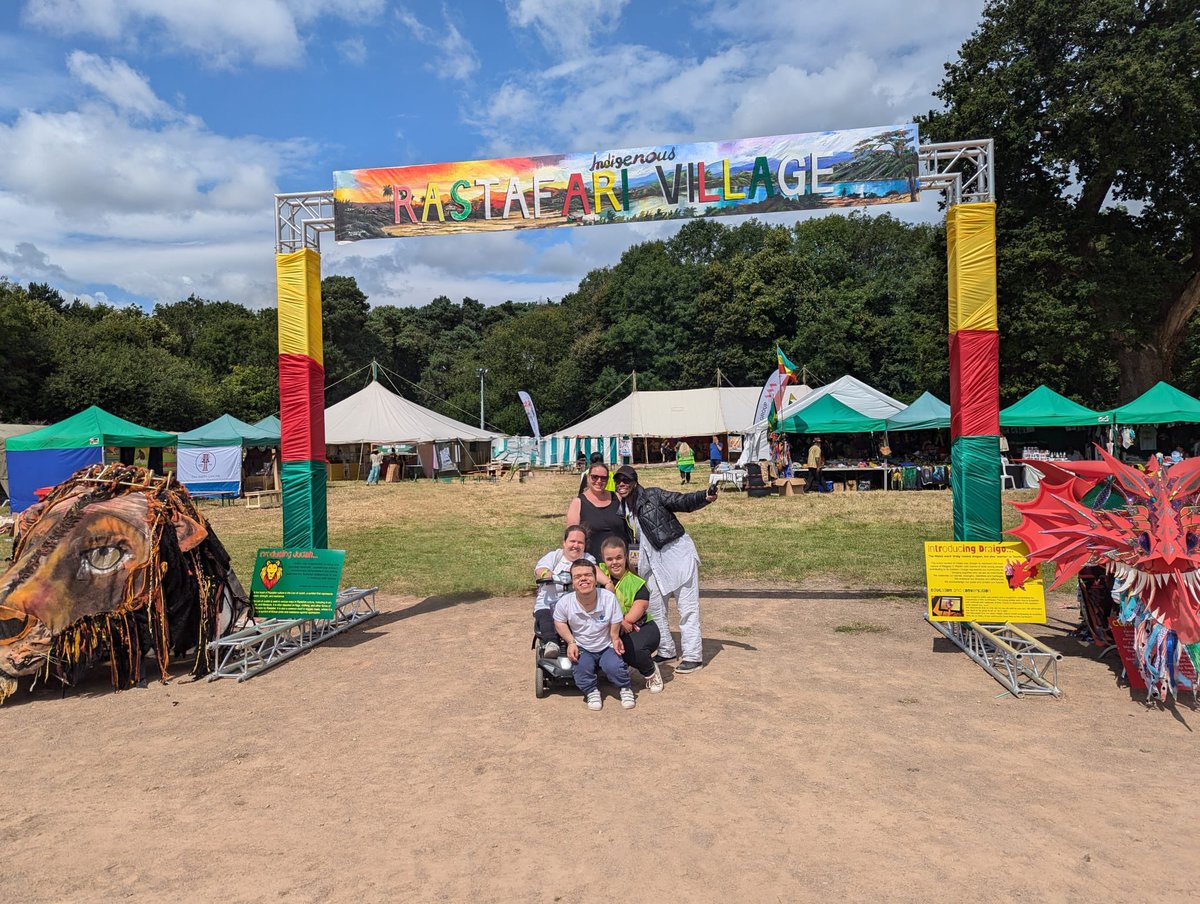 ❤️ <a href="/ReggaeandRiddim/">Reggae & Riddim Festival</a> is about celebrating our roots. #RNR24 enabled me to connect mine and created a space to allow me to enable others to experience a space and community which has been so invaluable to me🫶 Sharing safe faces &amp; spaces!💫🏴󠁧󠁢󠁷󠁬󠁳󠁿

Full circle moment! ❤️